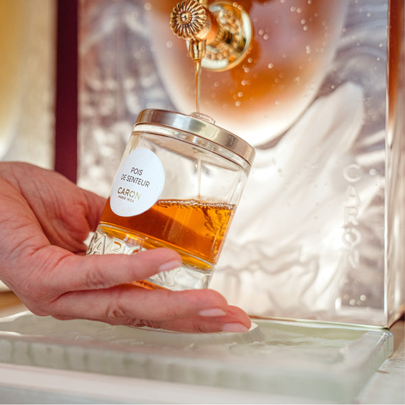 <p>Filling at the fountain</p>