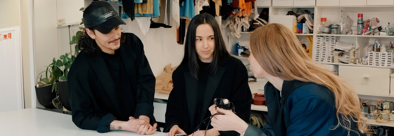 CARON x VICTORIA/TOMAS